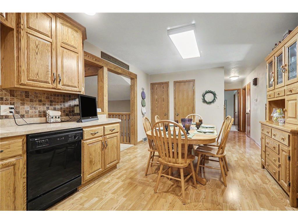 806 6th Avenue SE Pipestone MN 56164 7071972 image9