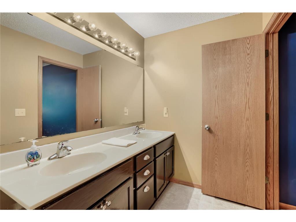 806 Boldt Street Chaska MN 55318 7084144 image18