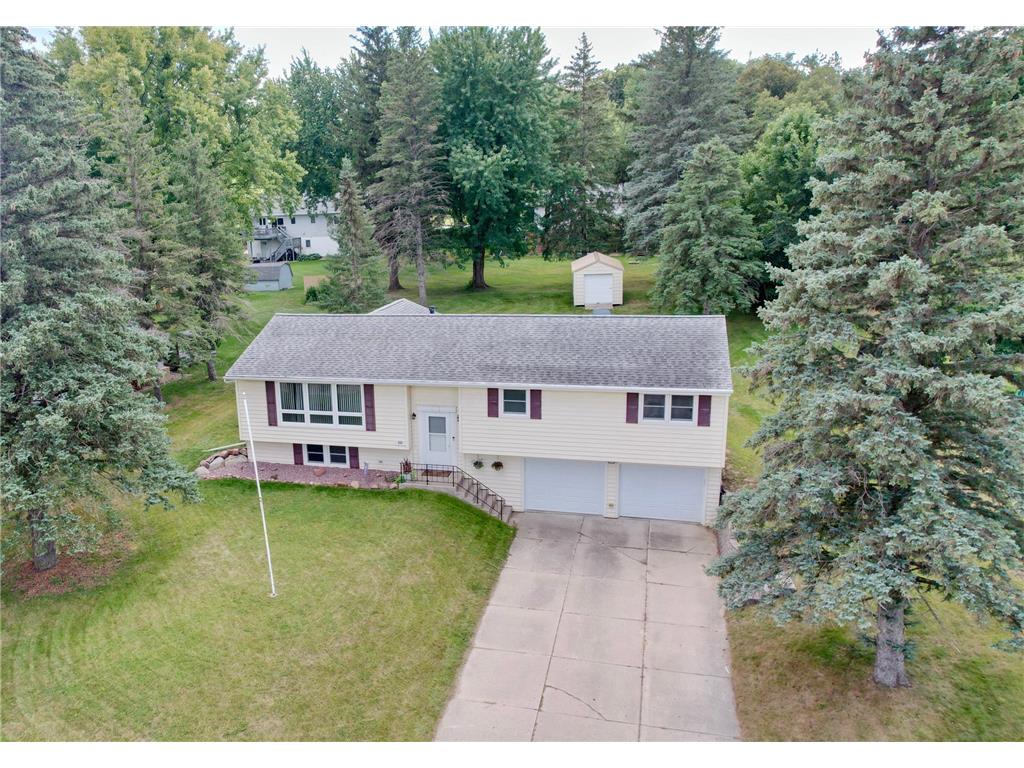 806 Des Moines Drive Windom MN 56101 6598894 image1