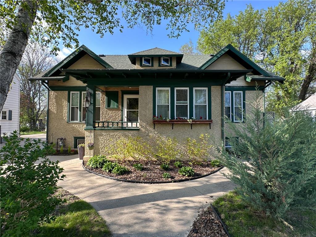 806 Ella Avenue NW Willmar MN 56201 6716789 image1