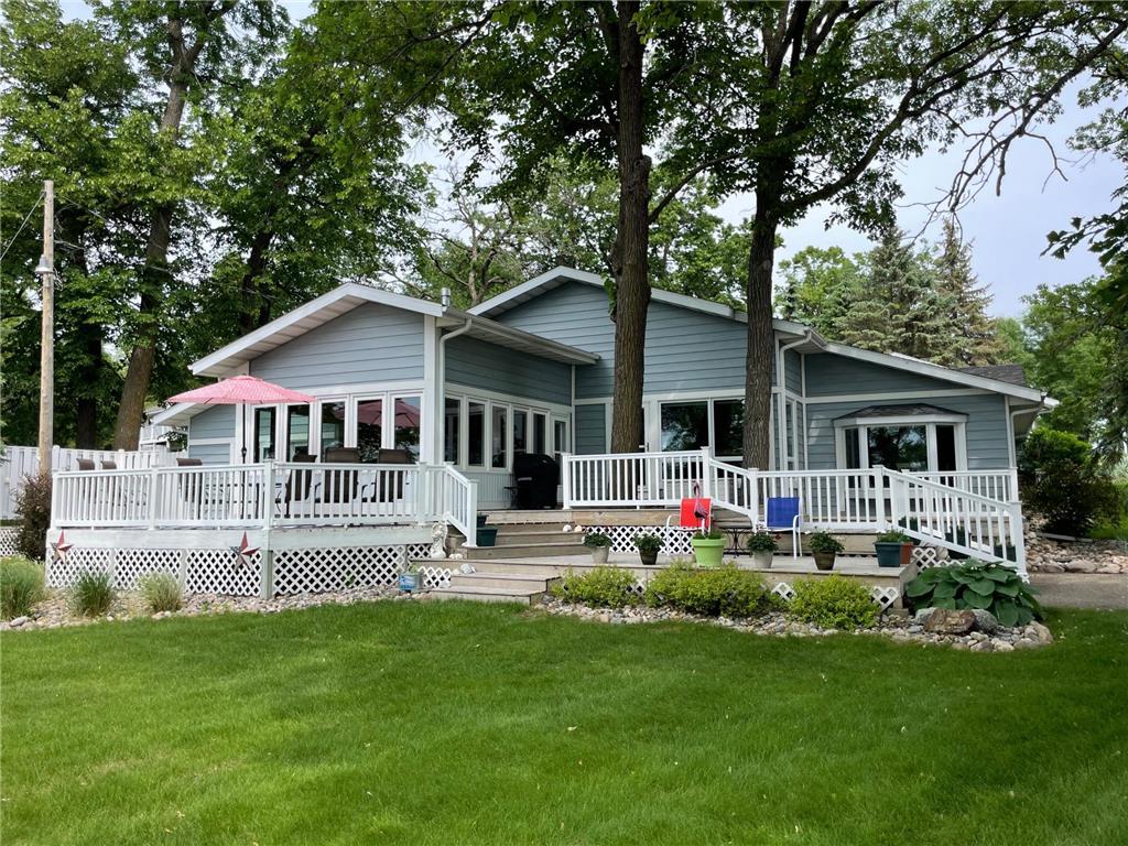806 Longview Drive Detroit Lakes MN 56501 - Long Lake 6384677 image1