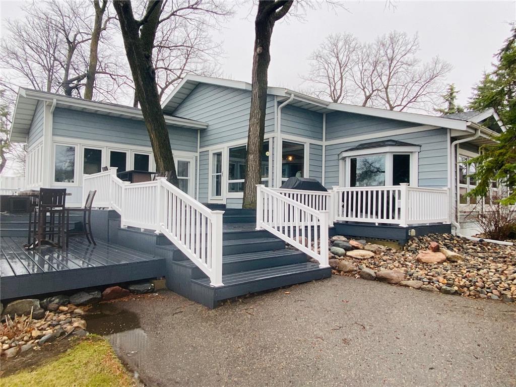 806 Longview Drive Detroit Lakes MN 56501 - Long Lake 6710945 image1