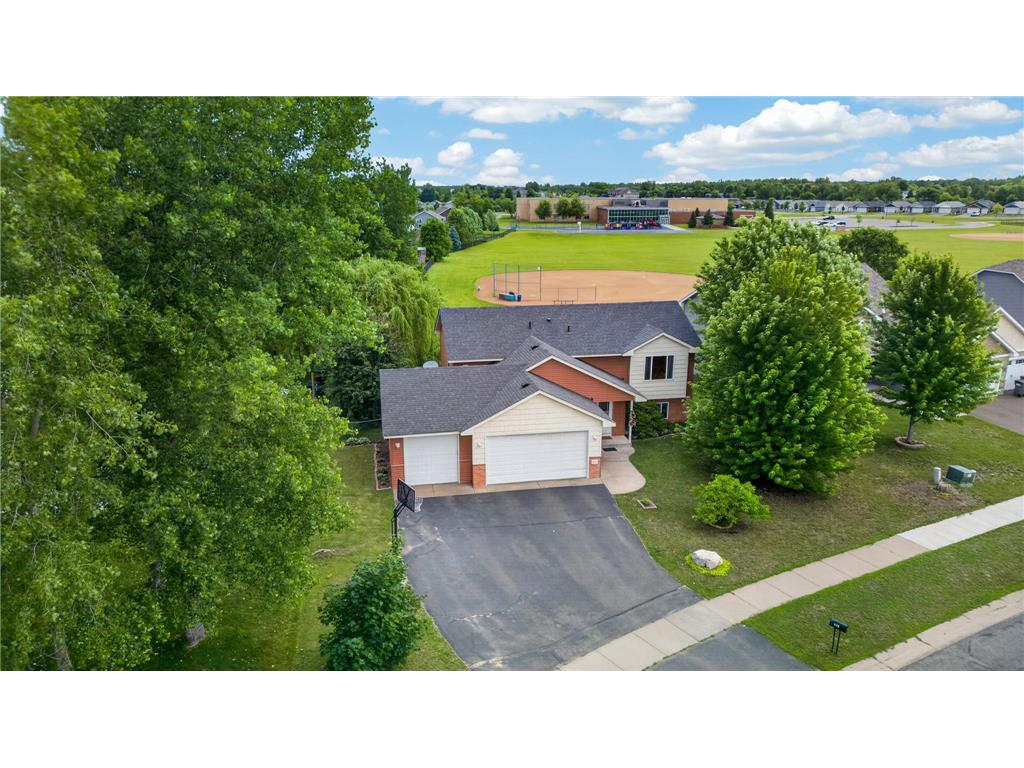 806 Marion Street SE Isanti MN 55040 7098004 image1