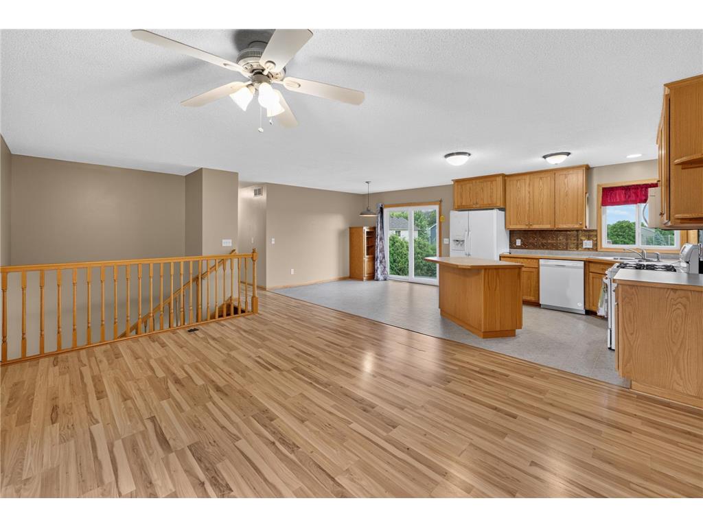 806 Marion Street SE Isanti MN 55040 7098004 image7
