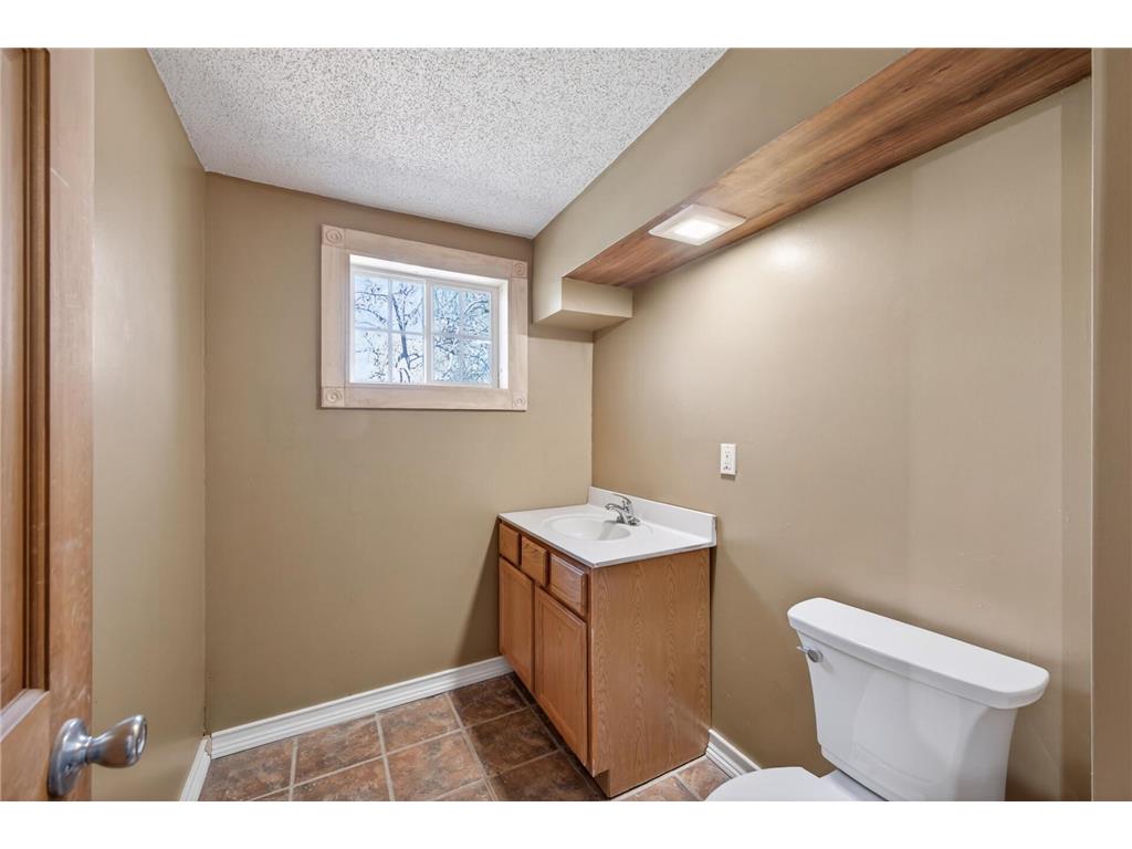 806 Monroe Street N North Hudson WI 54016 7060479 image14