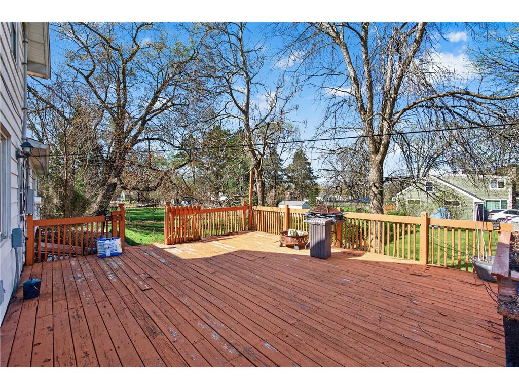 806 Monroe Street N North Hudson WI 54016 7060479 image20