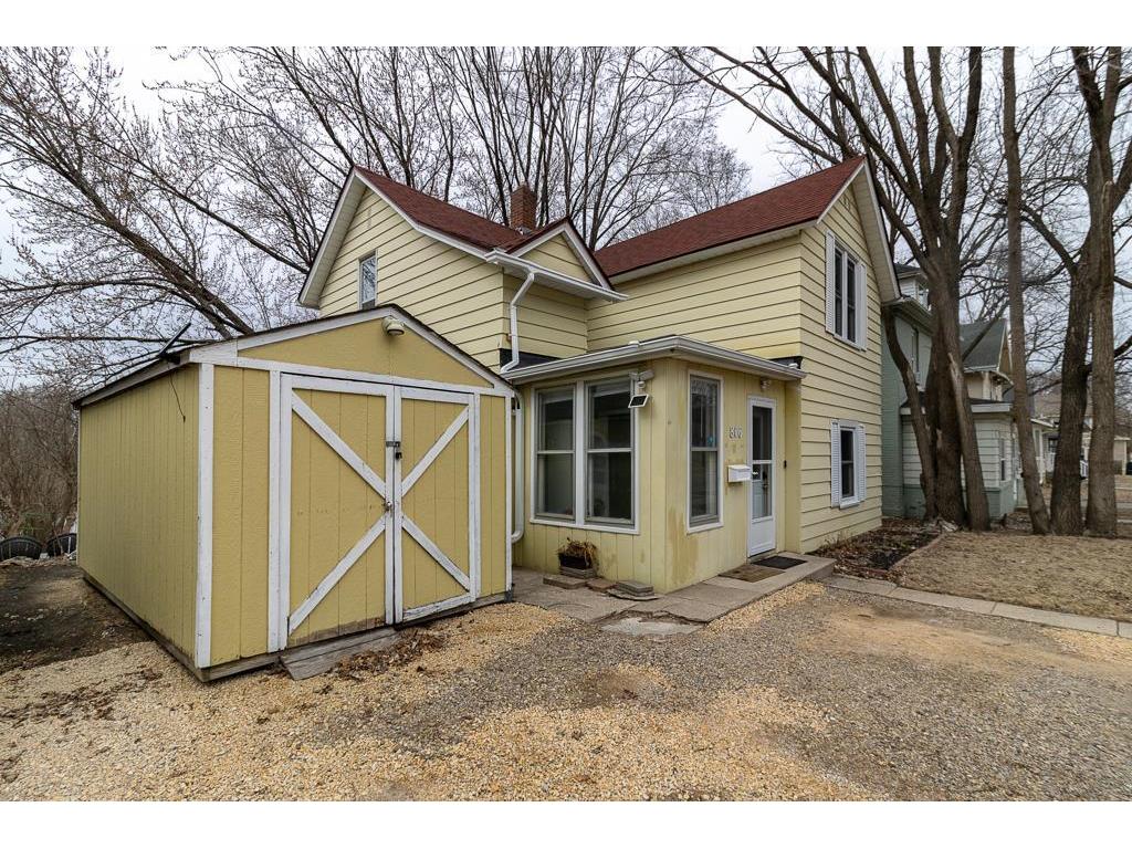 806 N 5th Street Mankato MN 56001 6692870 image1