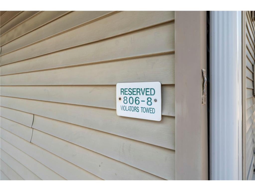 806 Old Settlers Trail #8 Hopkins MN 55343 6785766 image24