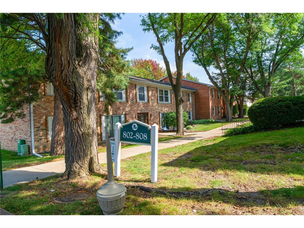 806 Old Settlers Trail #8 Hopkins MN 55343 6785766 image34