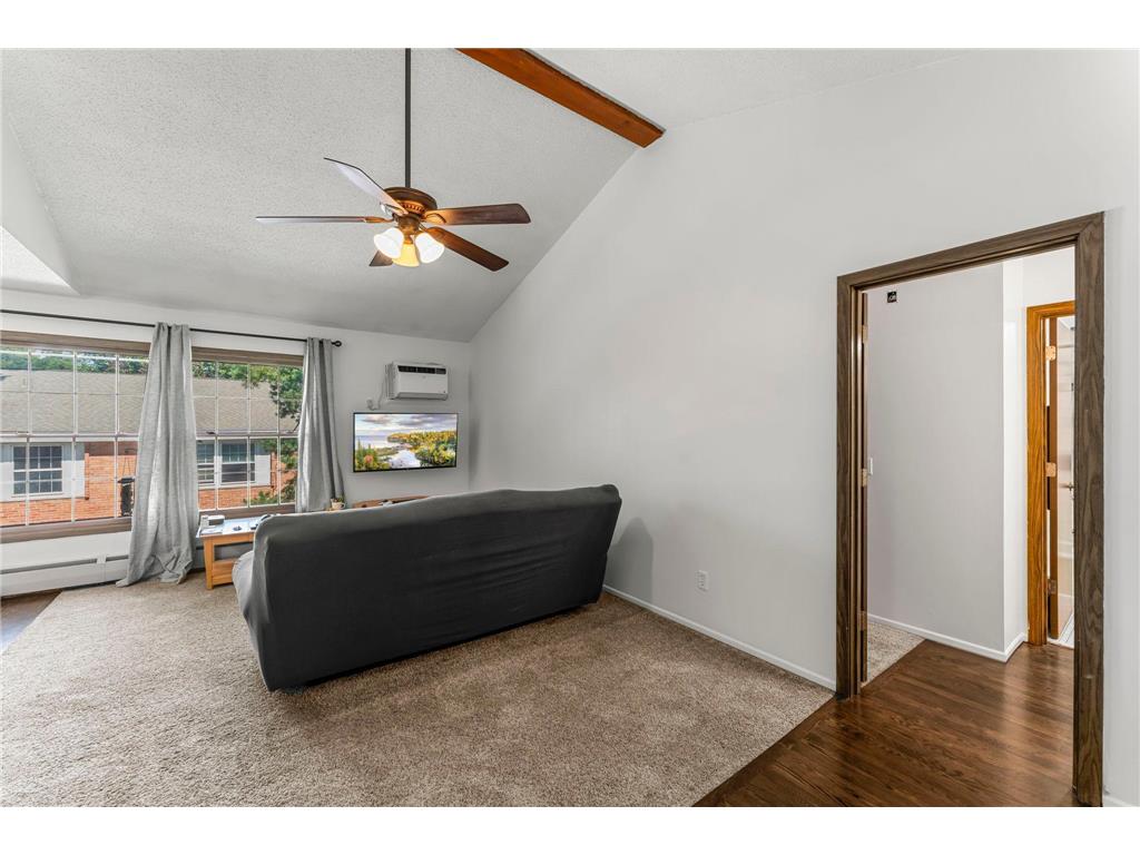 806 Old Settlers Trail #8 Hopkins MN 55343 6785766 image4