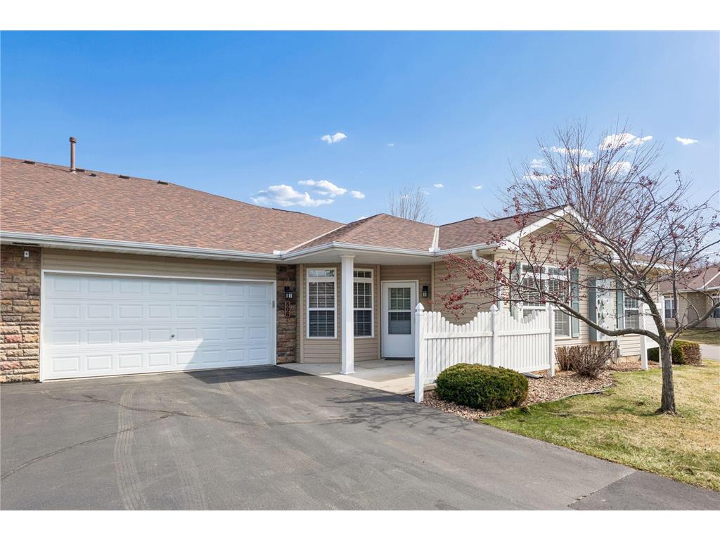 806 Roundhouse Street Shakopee MN 55379 7043163 image1