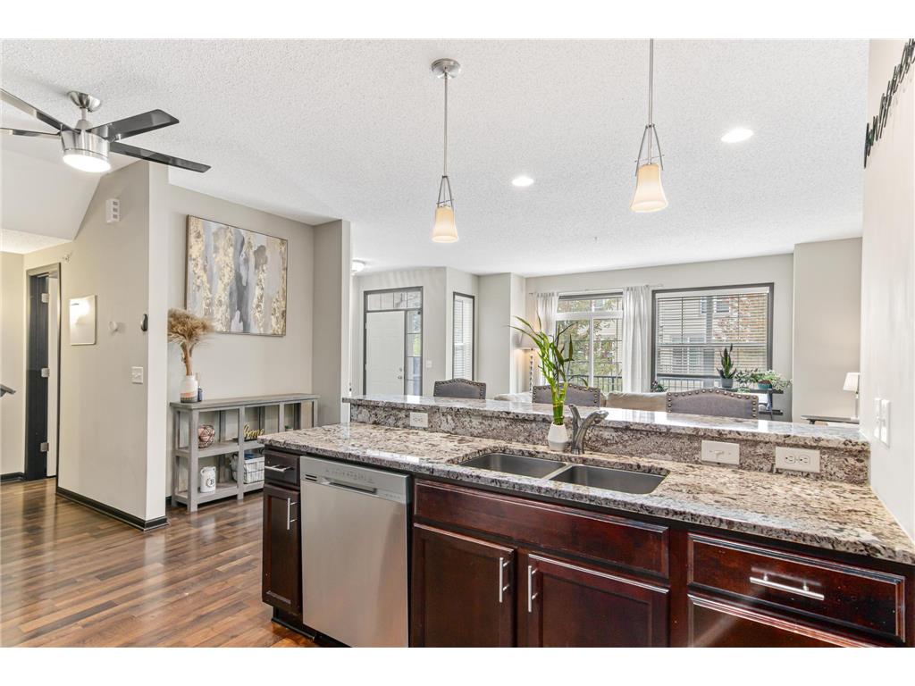 8060 Magnolia Lane N #163 Maple Grove MN 55369 6439237 image1