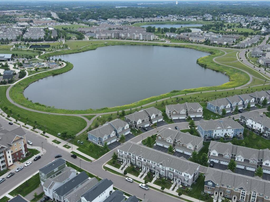 8063 Central Park Way N Maple Grove MN 55369 6582245 image1