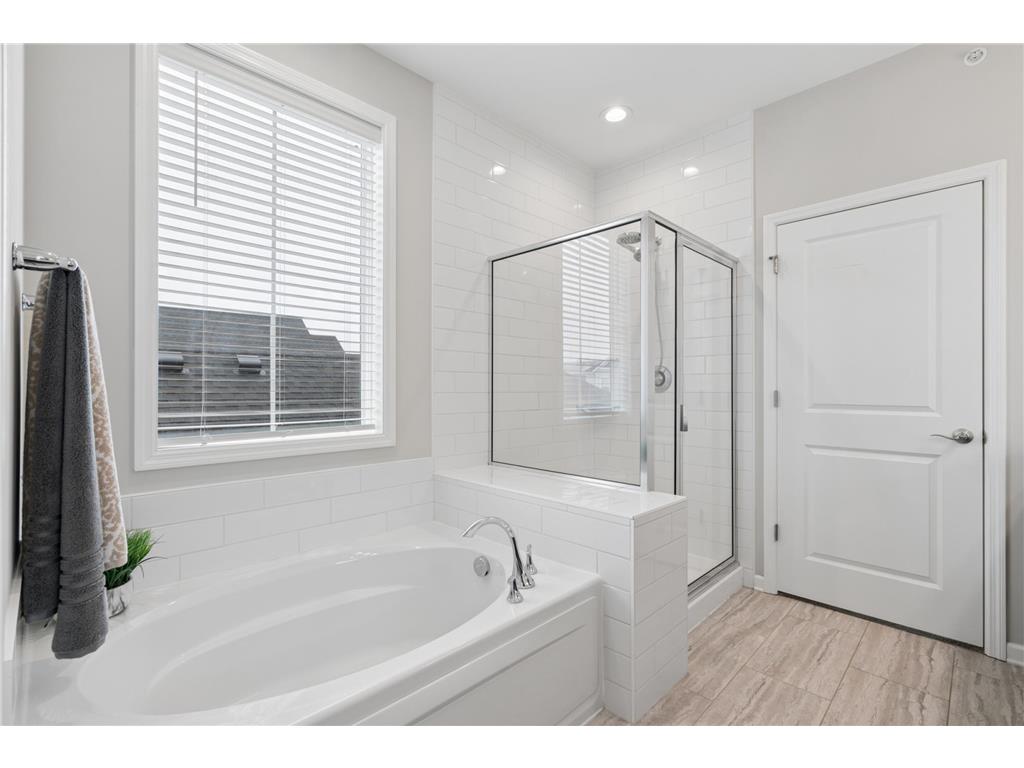 8064 Central Park Way N Maple Grove MN 55369 7072121 image19