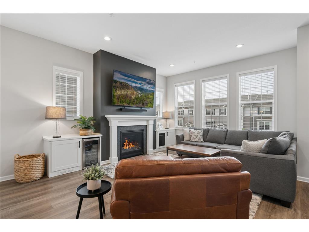 8064 Central Park Way N Maple Grove MN 55369 7072121 image9