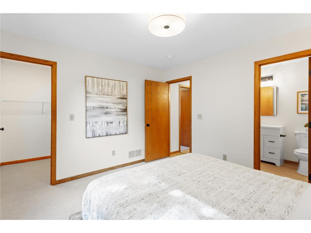 8064 Narcissus Street Victoria MN 55386 6796493 image15