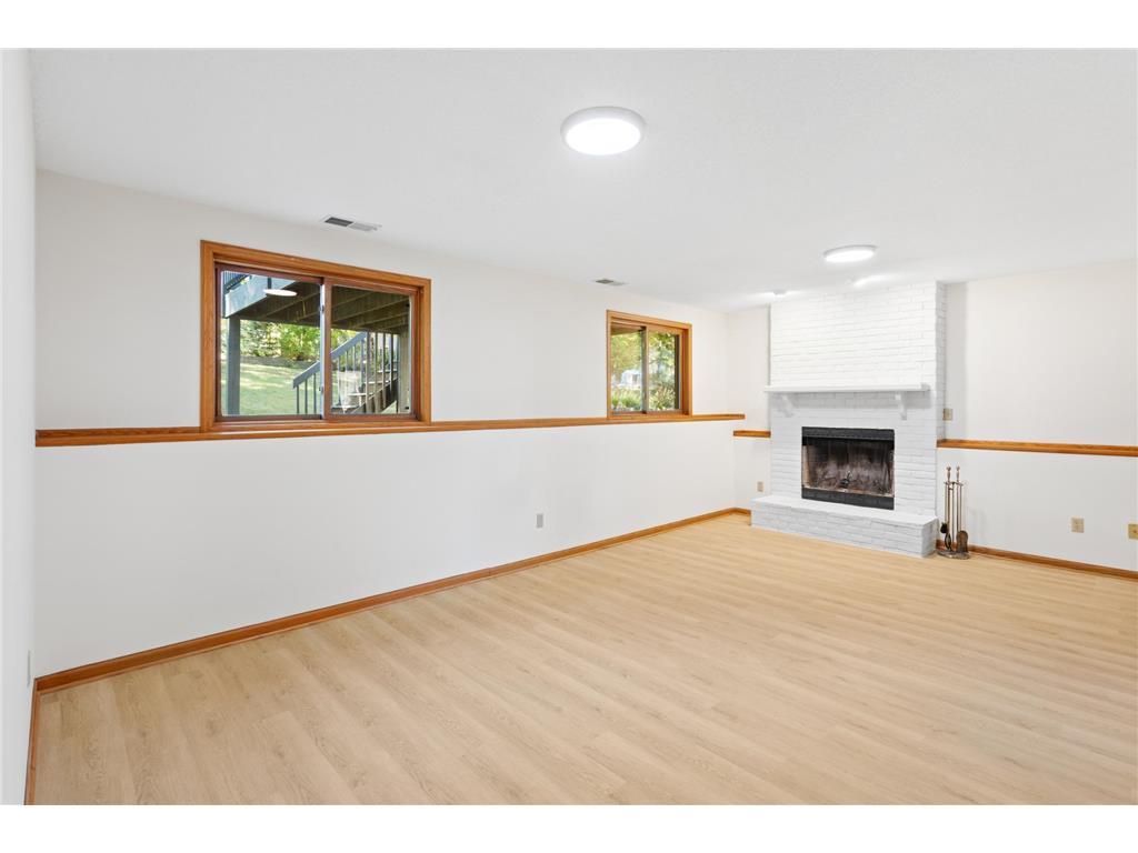 8064 Narcissus Street Victoria MN 55386 6796493 image20