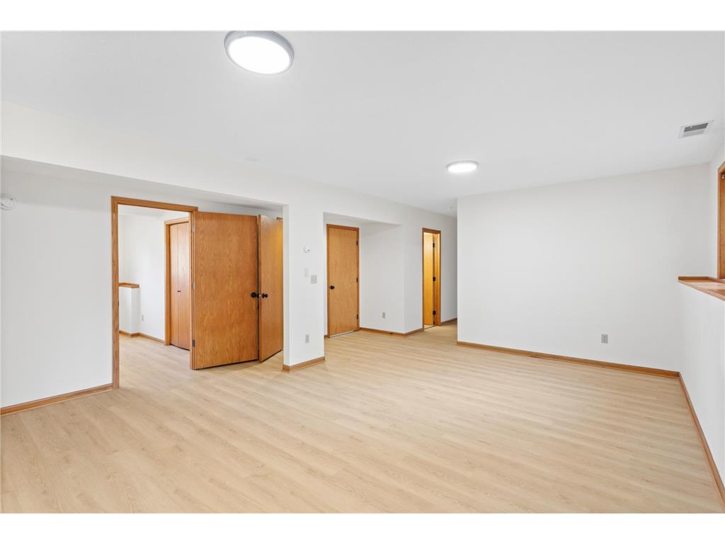 8064 Narcissus Street Victoria MN 55386 6796493 image22