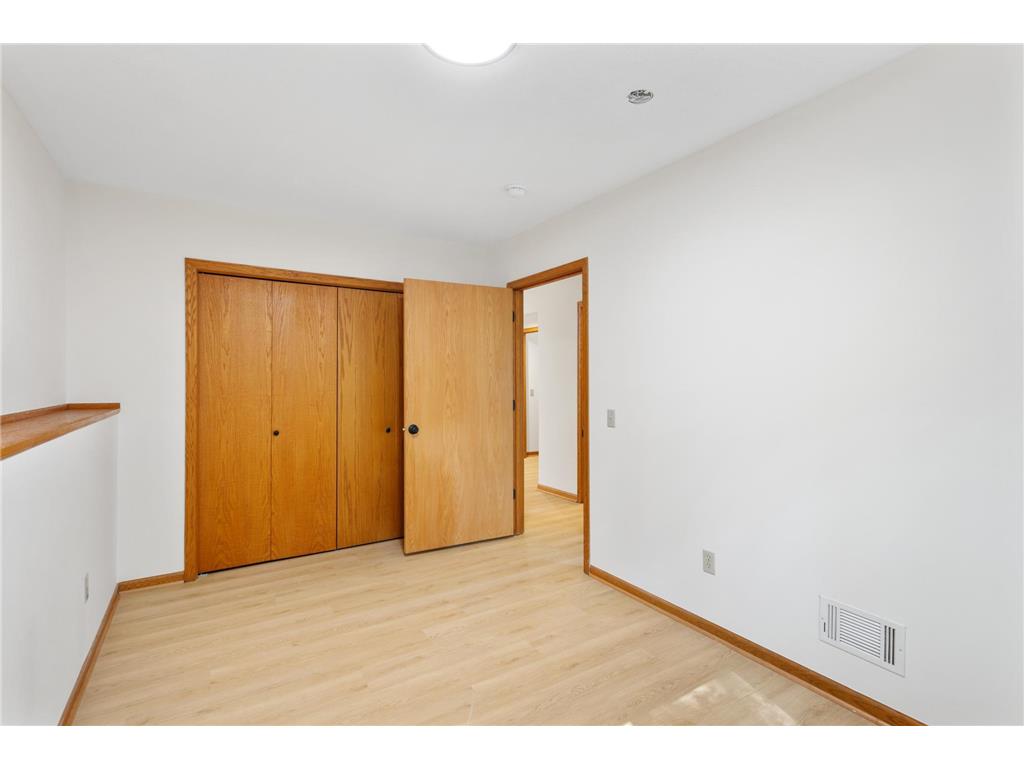 8064 Narcissus Street Victoria MN 55386 6796493 image23