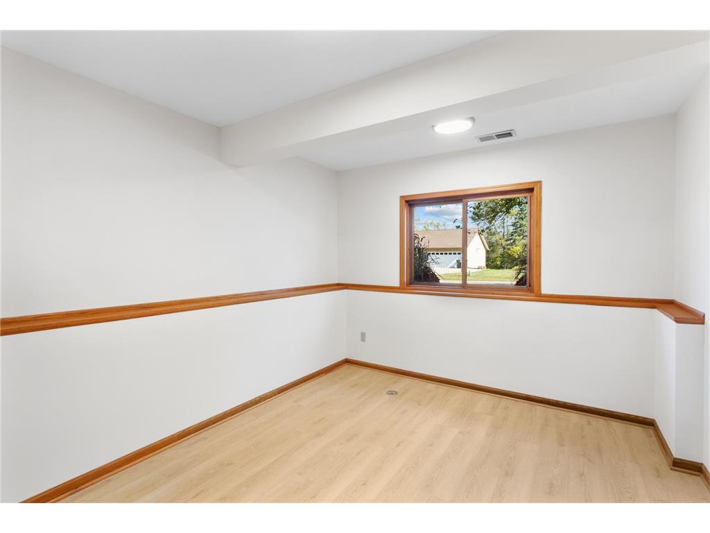 8064 Narcissus Street Victoria MN 55386 6796493 image24