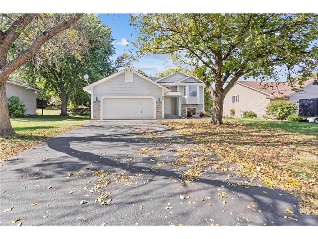 8064 Narcissus Street Victoria MN 55386 6796493 image4