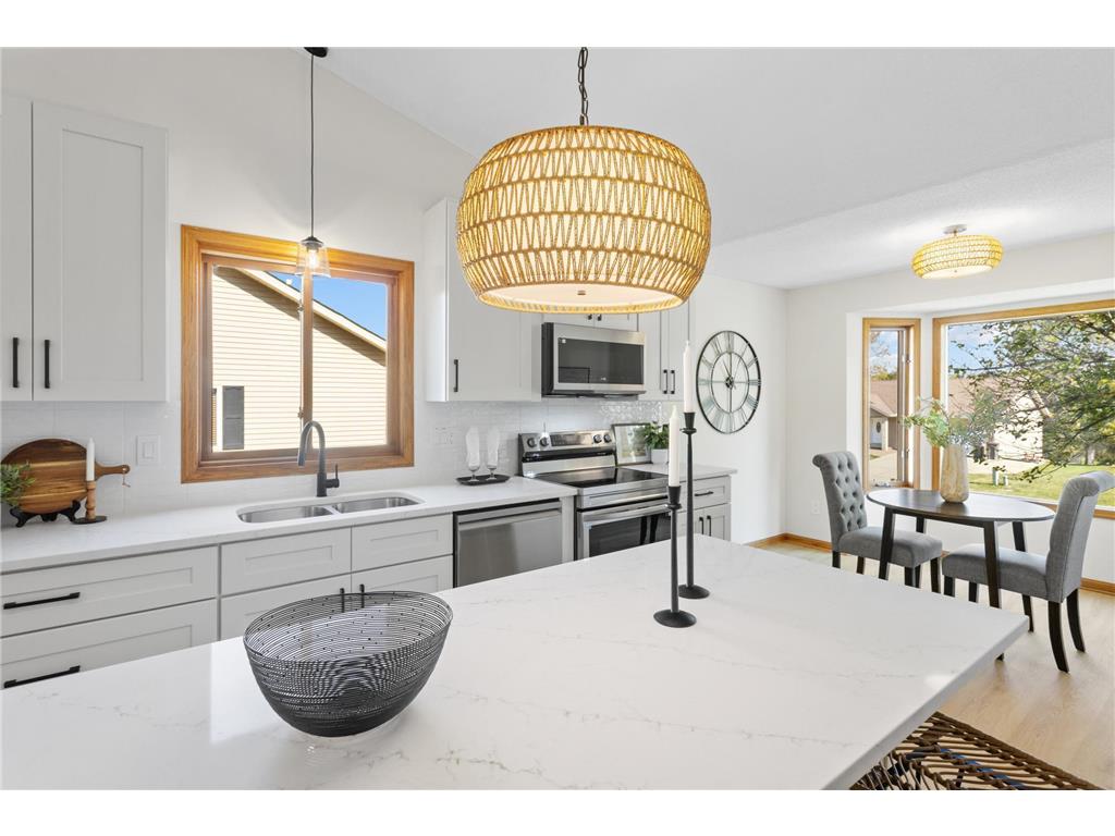 8064 Narcissus Street Victoria MN 55386 6796493 image8