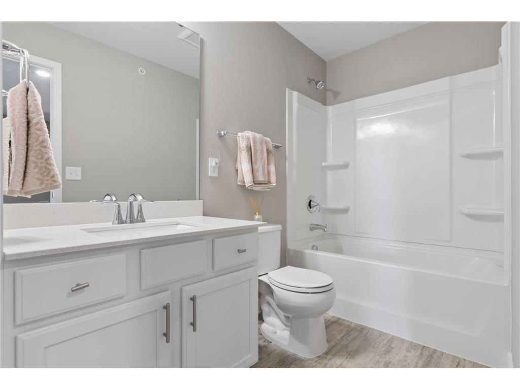 8067 Abercrombie Lane Woodbury MN 55129 7032766 image29