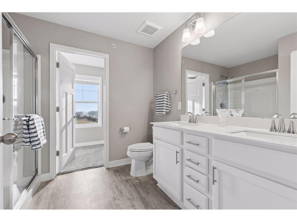 8067 Abercrombie Lane Woodbury MN 55129 7032766 image34