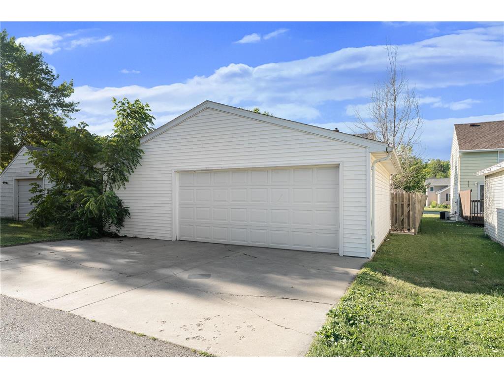 807 11th Avenue NW Austin MN 55912 7092609 image2