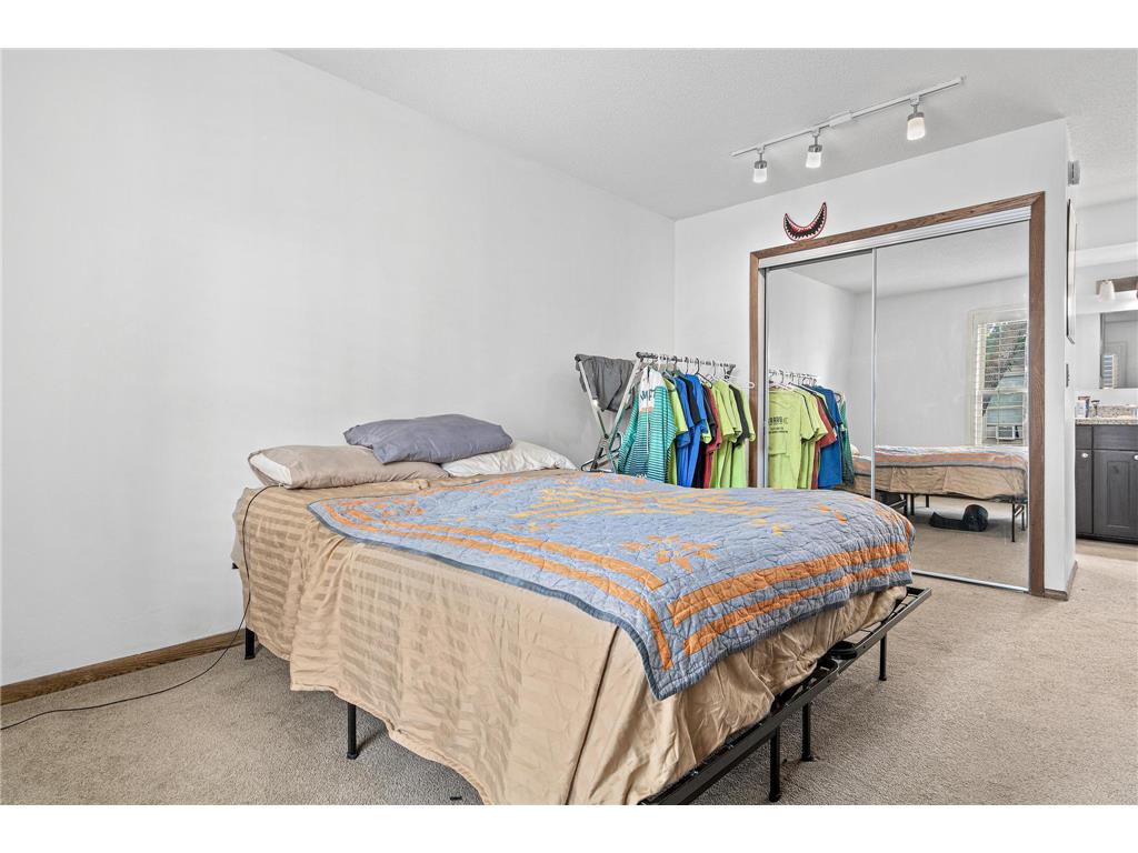 807 11th Avenue S #6 Hopkins MN 55343 6824693 image11
