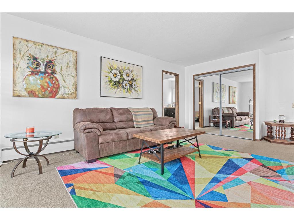 807 11th Avenue S #6 Hopkins MN 55343 6824693 image5
