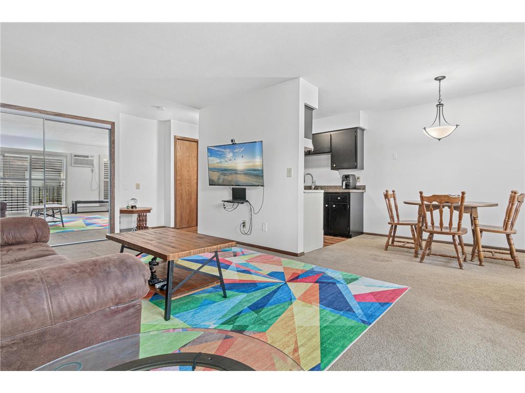 807 11th Avenue S #6 Hopkins MN 55343 6824693 image8