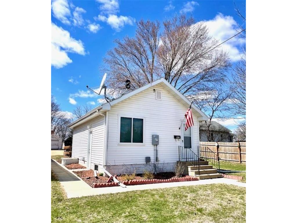 807 13th Street NE Austin MN 55912 6696574 image1