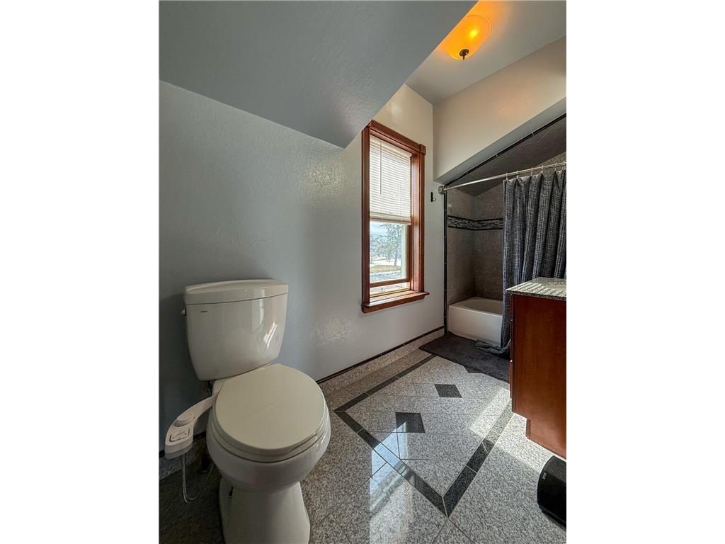 807 21st Street NW Bemidji MN 56601 7033688 image25