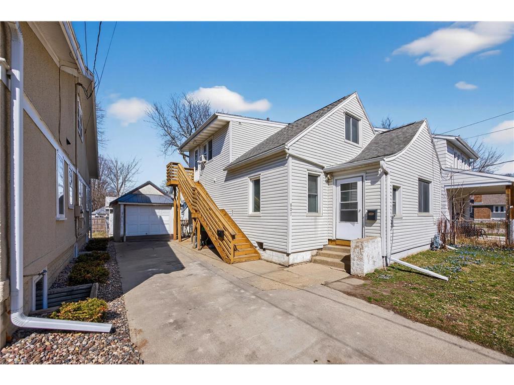807 2nd Street NW Rochester MN 55901 7028046 image1