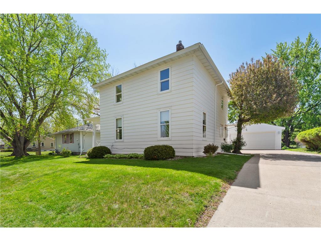 807 2nd Street SW Faribault MN 55021 7047147 image1