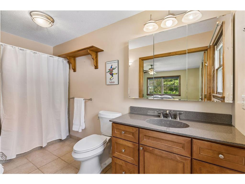 807 5th Street E Northfield MN 55057 7076442 image30