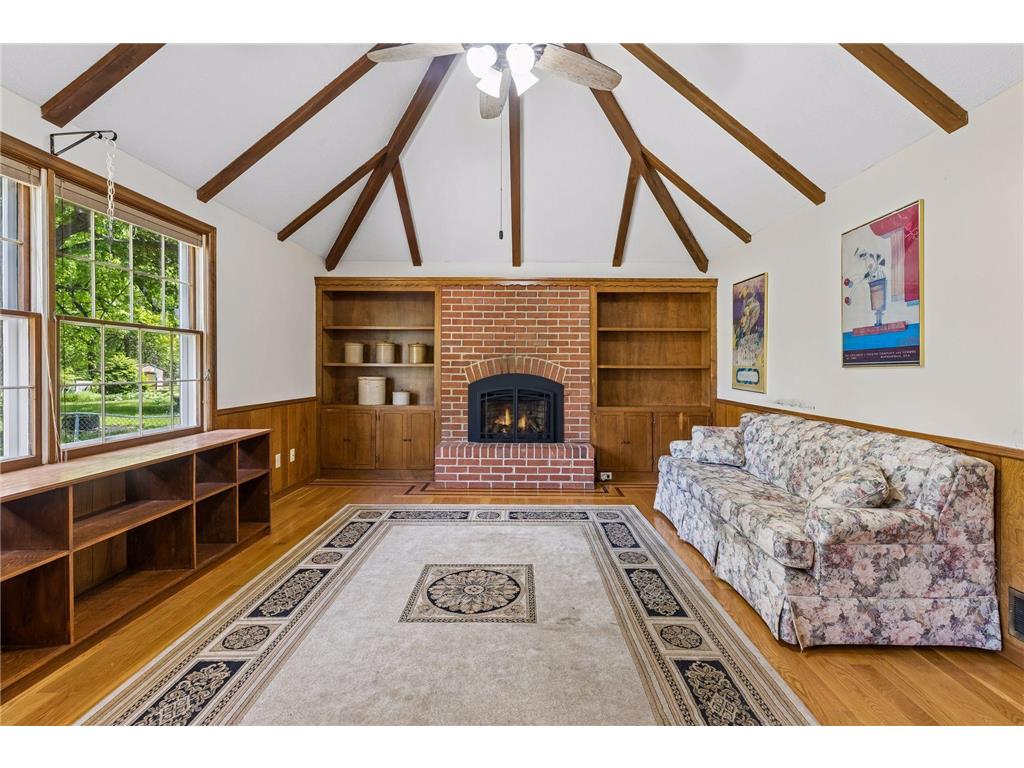 807 5th Street E Northfield MN 55057 7076442 image32