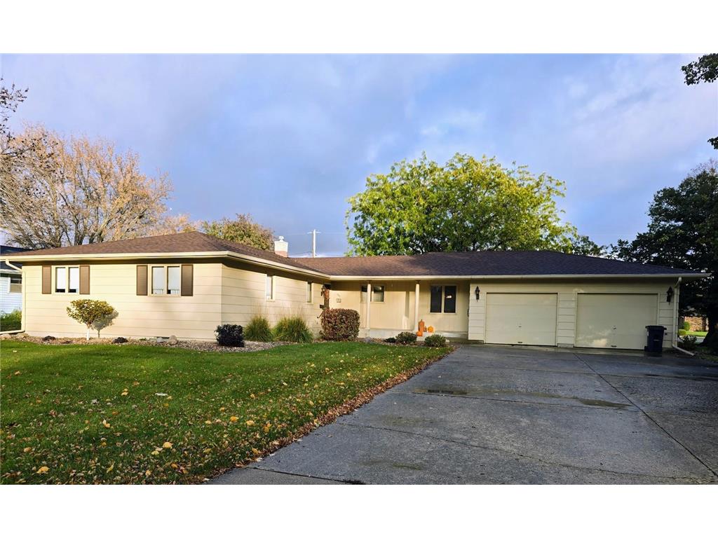 807 7th Avenue SE Pipestone MN 56164 7024087 image1