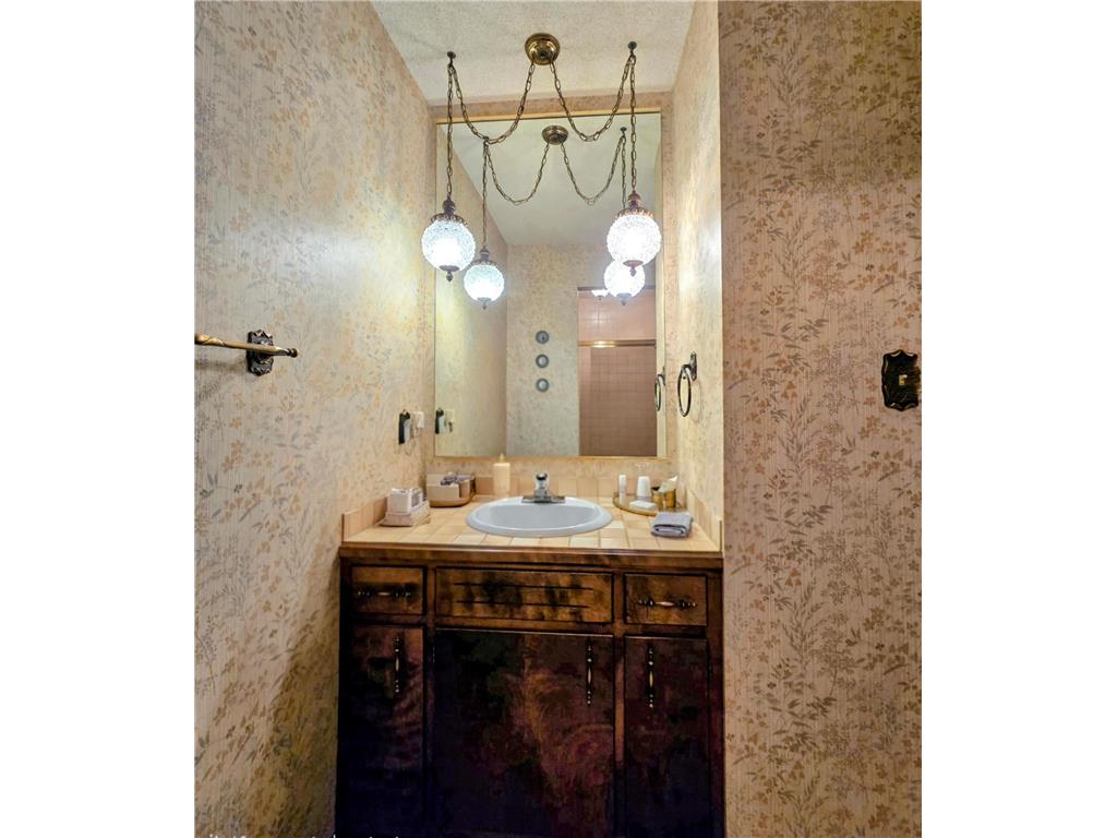 807 7th Avenue SE Pipestone MN 56164 7024087 image30