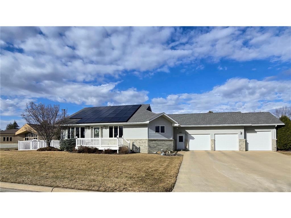 807 8th Street SW Pipestone MN 56164 7011751 image1
