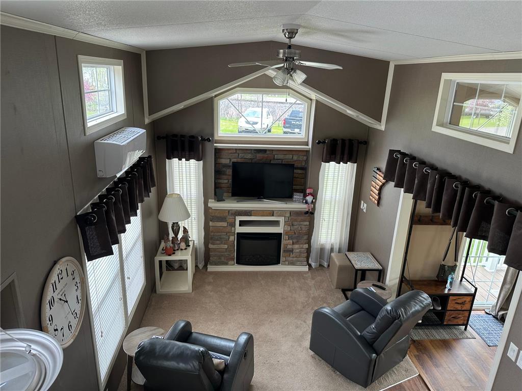 807 Brown St. Detroit Lakes MN 56501 - Detroit 7078967 image5