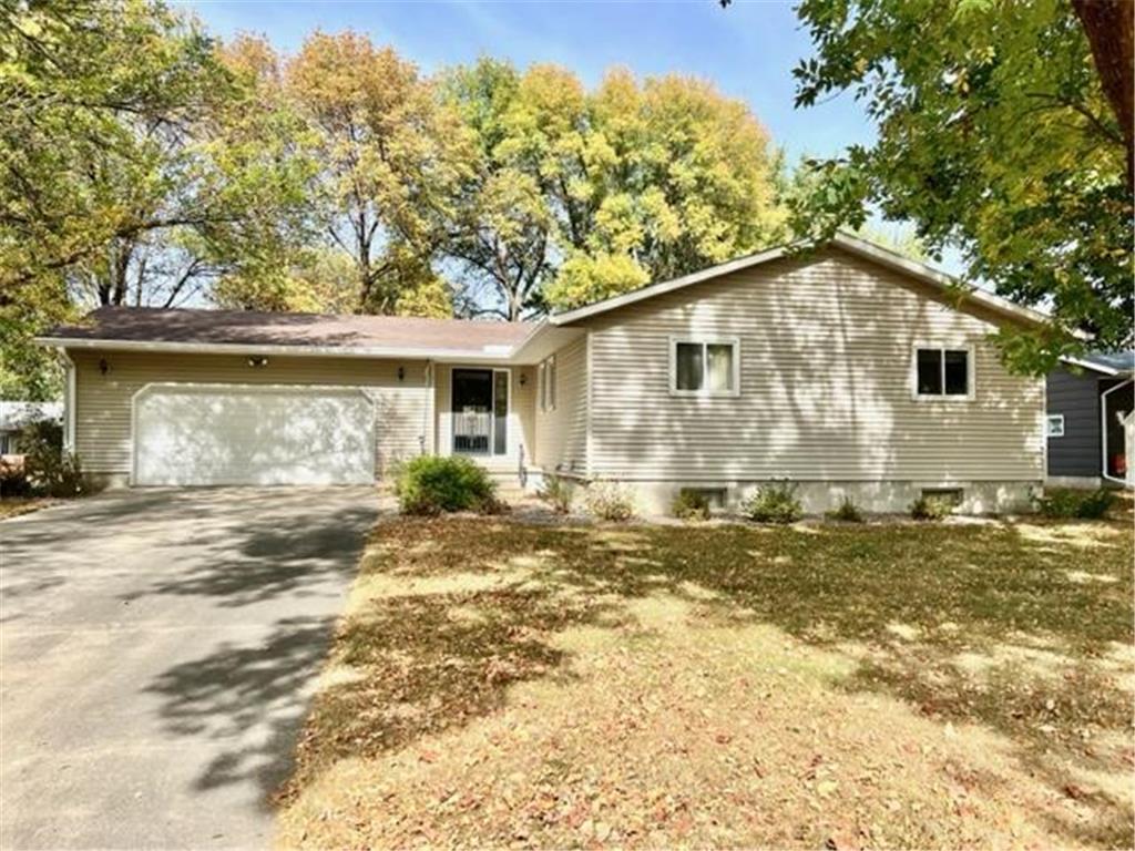 807 E Walnut Street Redwood Falls MN 56283 6611590 image1