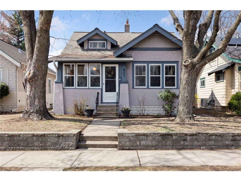 807 Hamline Avenue N Saint Paul MN 55104 6706830 image1
