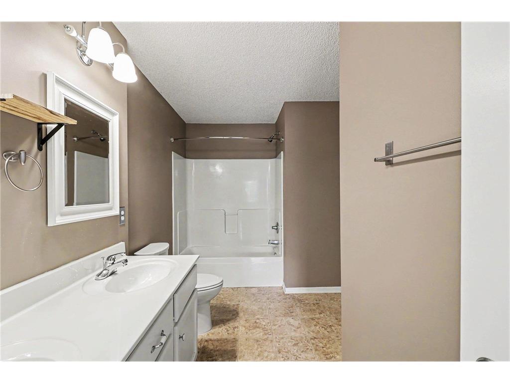807 Horizon Drive SE New Prague MN 56071 7080311 image9