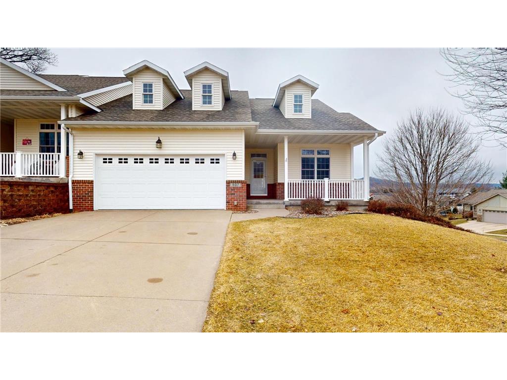 807 Maple Shade Drive Holmen WI 54636 7030903 image1