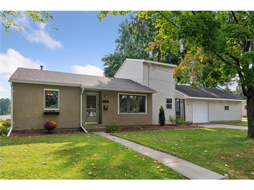 807 Market Street S Shakopee MN 55379 6590261 image1