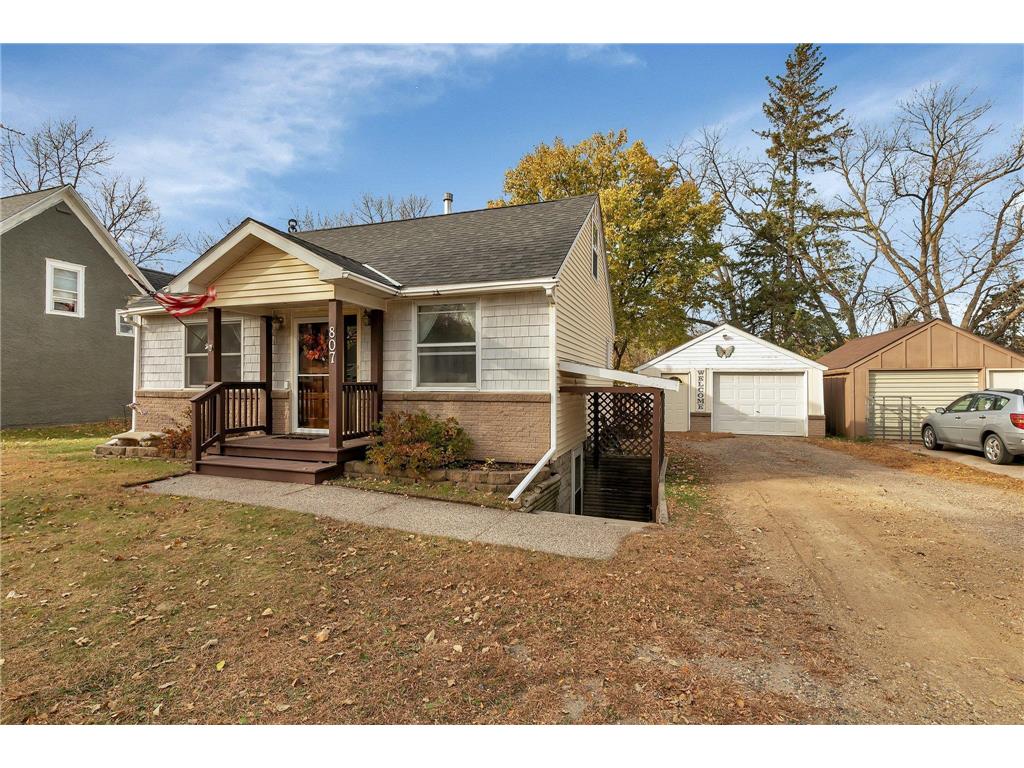 807 N Armstrong Avenue Litchfield MN 55355 6615555 image1