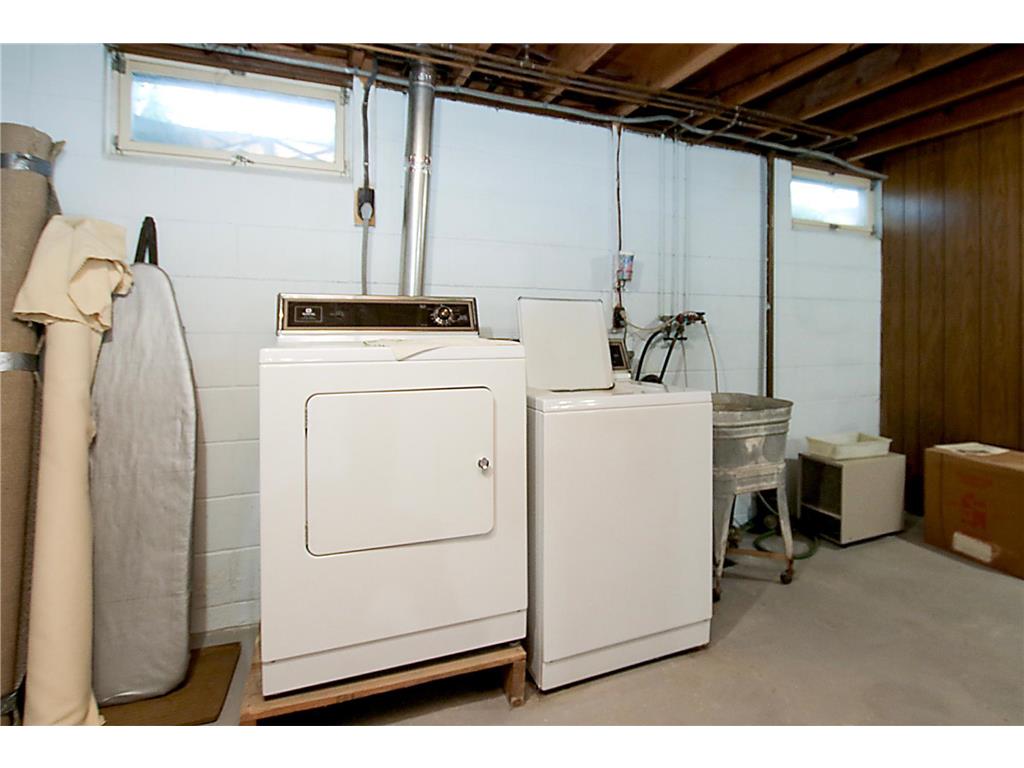 807 N Renville Street Winthrop MN 55396 7065164 image25