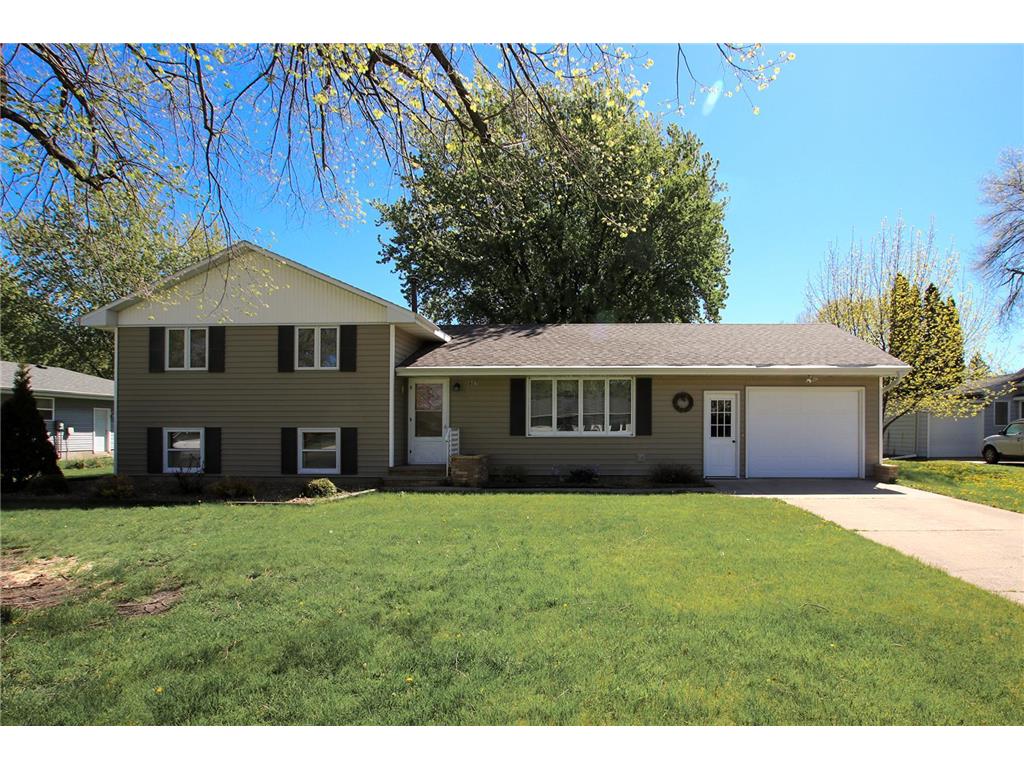 807 N Renville Street Winthrop MN 55396 7065164 image4